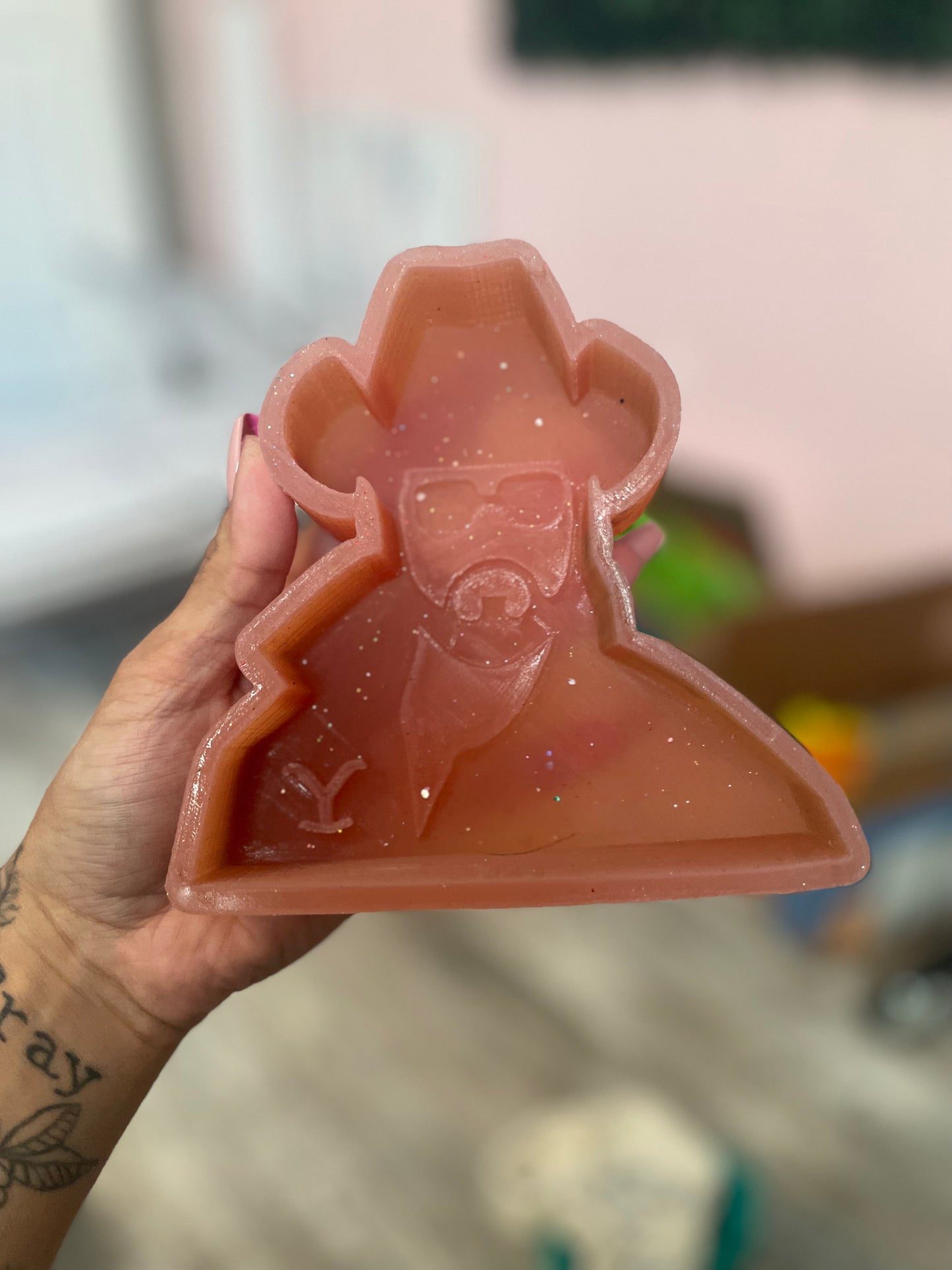 Rip mold